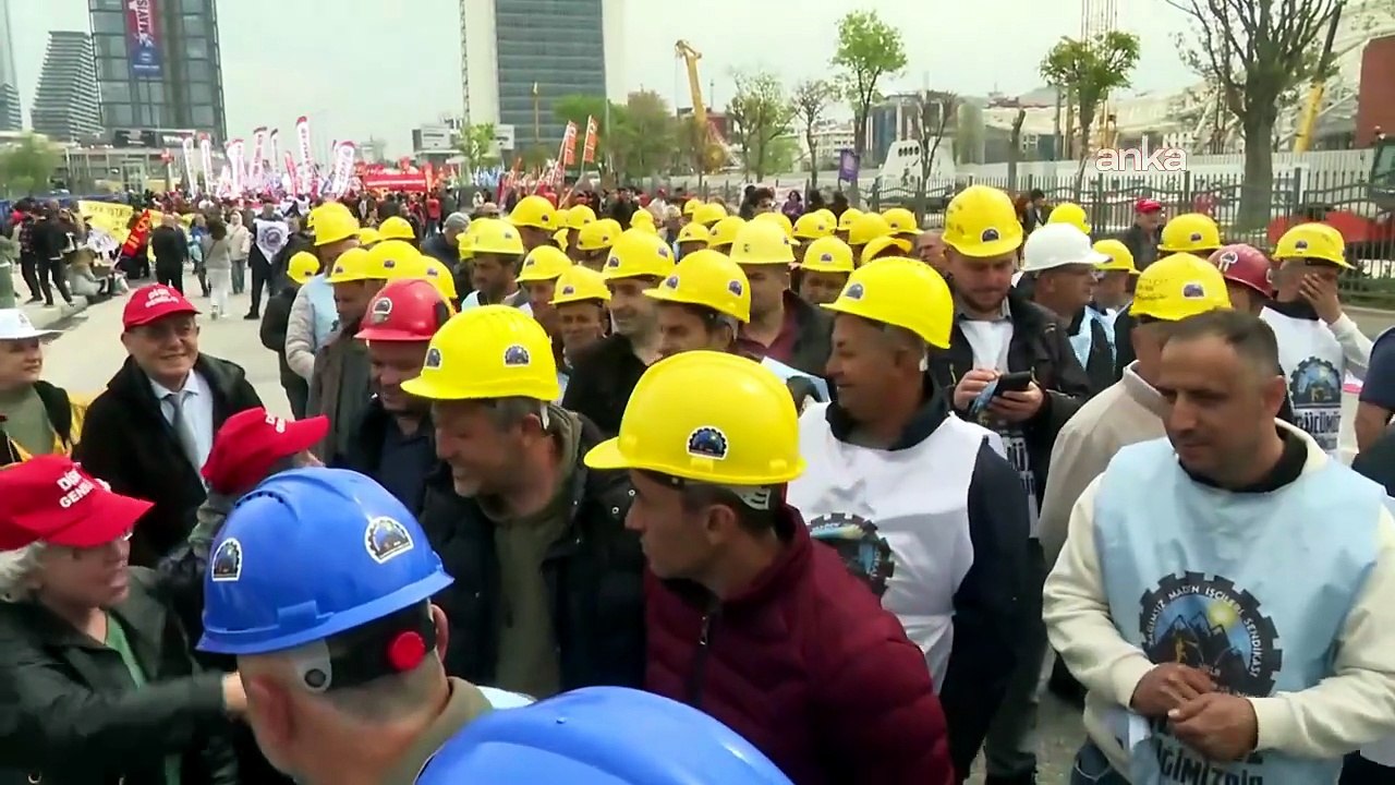 1 Mayıs kutlanıyor... Doruk Madencilik işçileri Ankara'da 1 Mayıs alanında