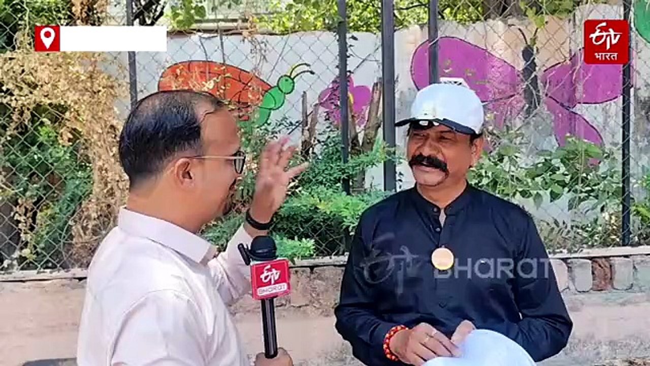 उन्हापासून संरक्षण मिळण्यासाठी पुणेरी मामाचा देशी जुगाड; सोलरनं फिरतो टोपीवर छोटा पंखा