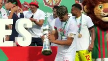 Marítimo levanta troféu