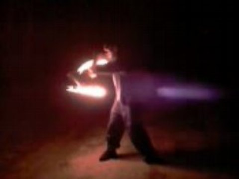 Bolas yo massues enflammées