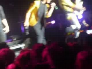 JONAS BROTHERS CONCERT 10 JUIN 010