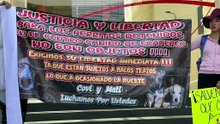 Bloquean Avenida Central para exigir devolución de perros y gatos asegurados en Ecatepec