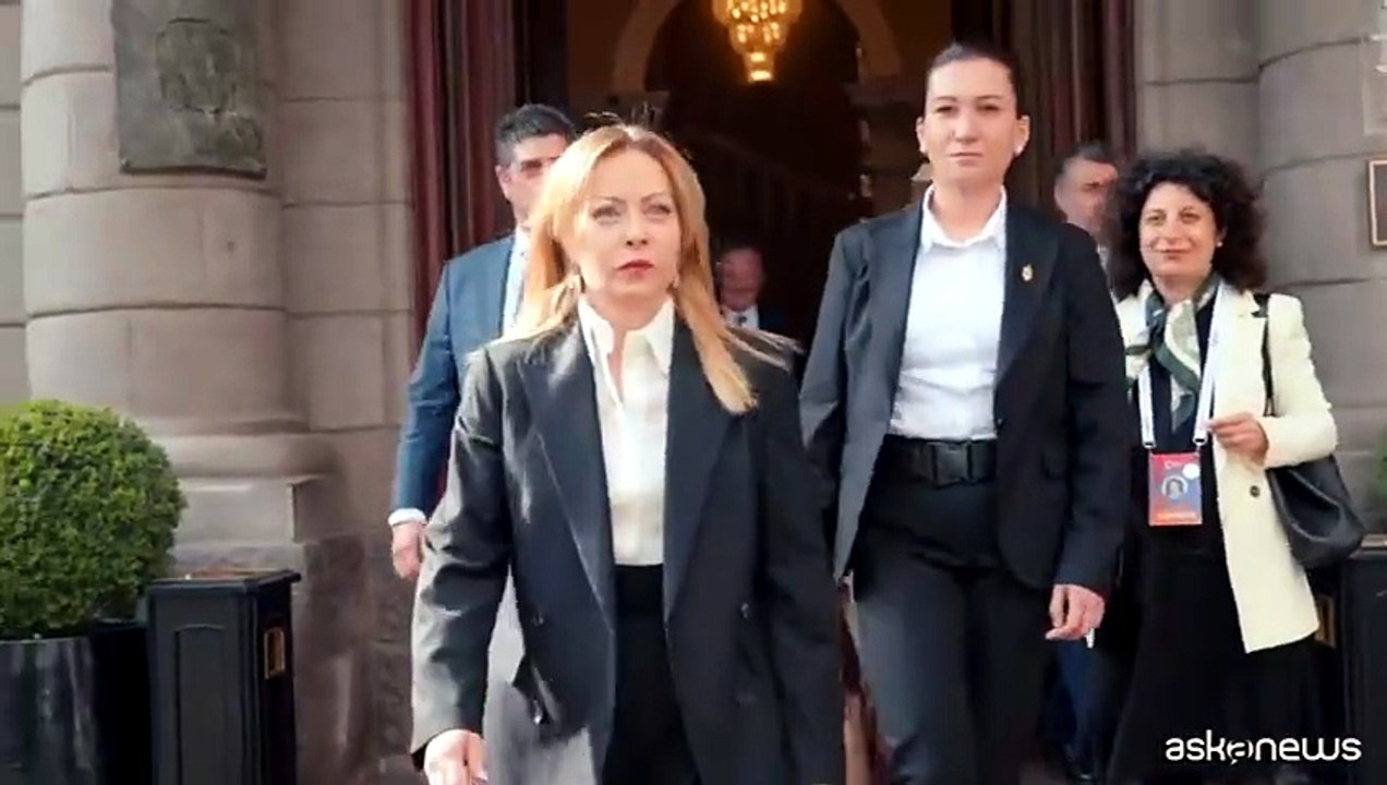 Meloni in Armenia al vertice Cpe, partecipa a riunione con Zelensky