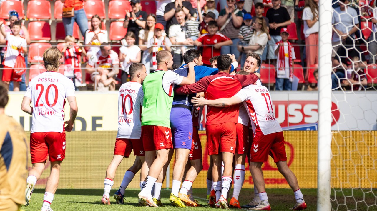 Wilde Nachspielzeit in Regensburg: Jahn bezwingt Hoffenheim II