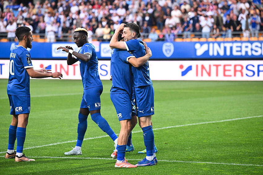 Ligue 2 : Troyes sacré champion après son succès face à Laval !