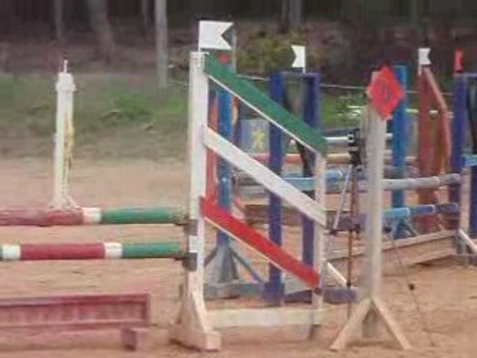 Juliette et Moya obstacle Club2