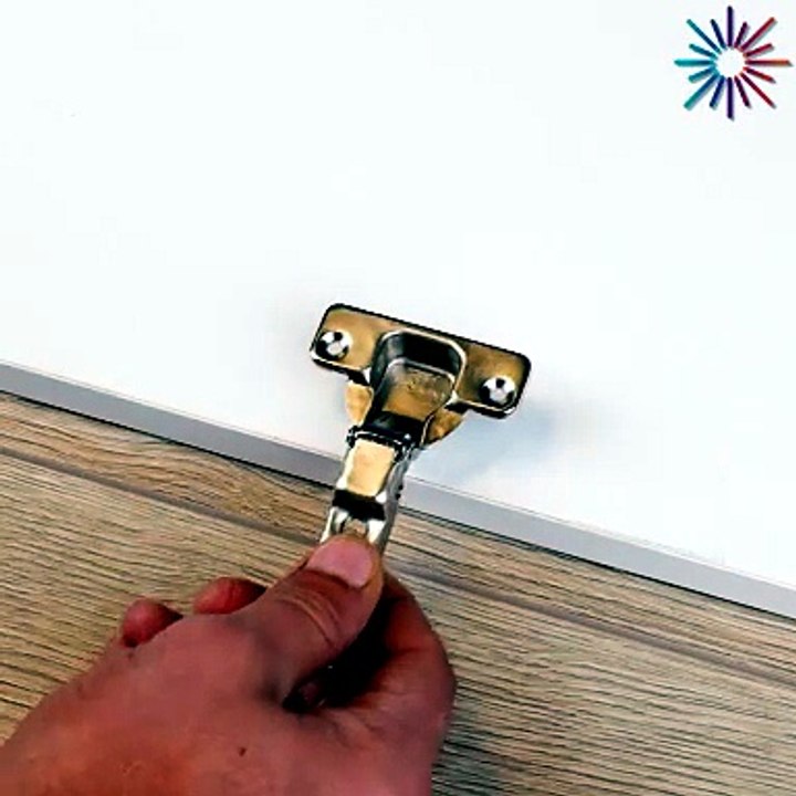Quick fix for perfect hinge placement
