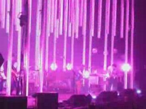 RADIOHEAD - Just (10 juin 2008, Bercy, Paris)