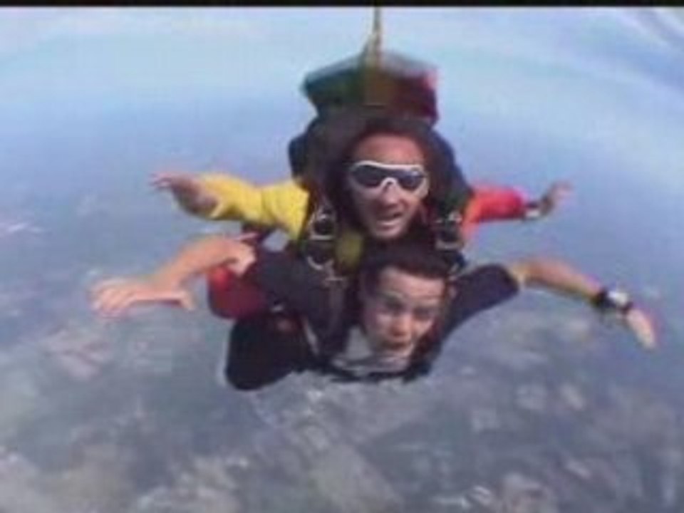 murat_skydive