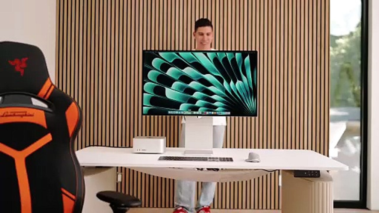 I Built the Most Expensive Apple DESK SETUP ($30,000+)