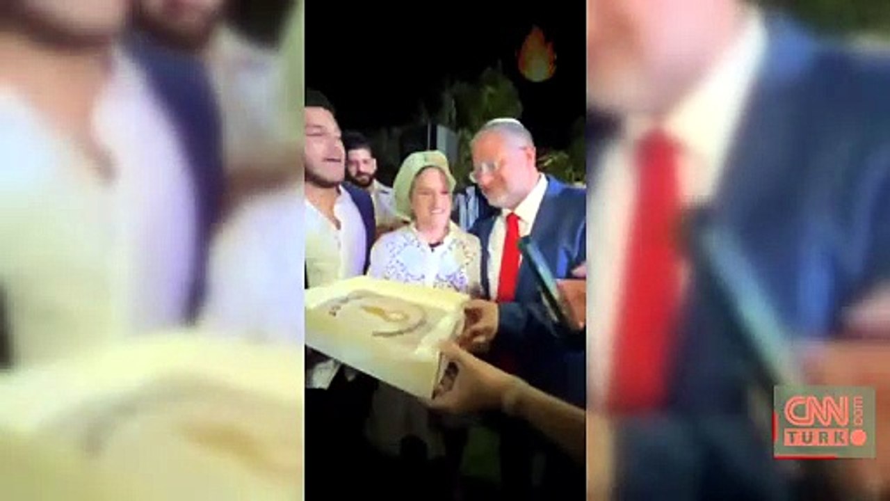 Ben-Gvir skandallara doymuyor! 'Yağlı urgan' resimli pastayla doğum gününü kutladı...