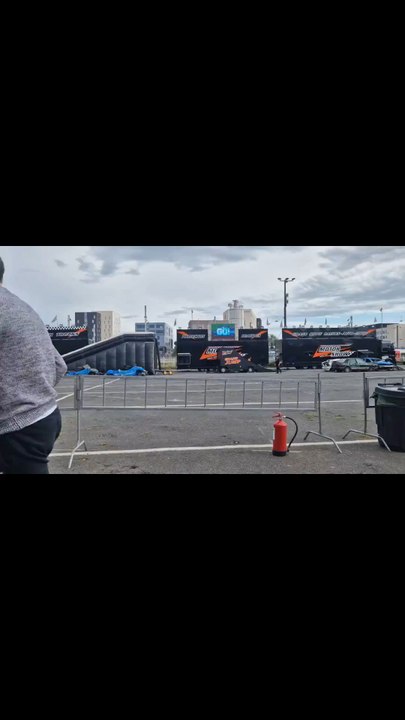 je vous partage une vidéo montage du motor show world tour 2026, au Havre que j'ai découvert hier soir, bravo aux cascadeurs et aux équipes pour leur professionnalisme. 💯👏🚘