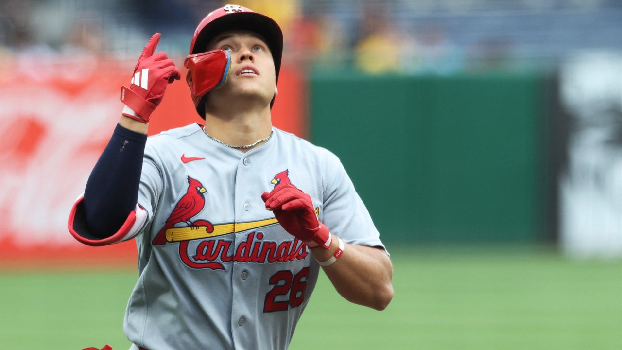 Cardinals Shine: JJ Wetherholt's Rookie Surge in MLB News