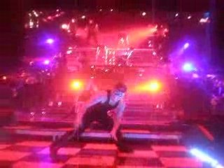 Danseur avril lavigne concert le 10 juin