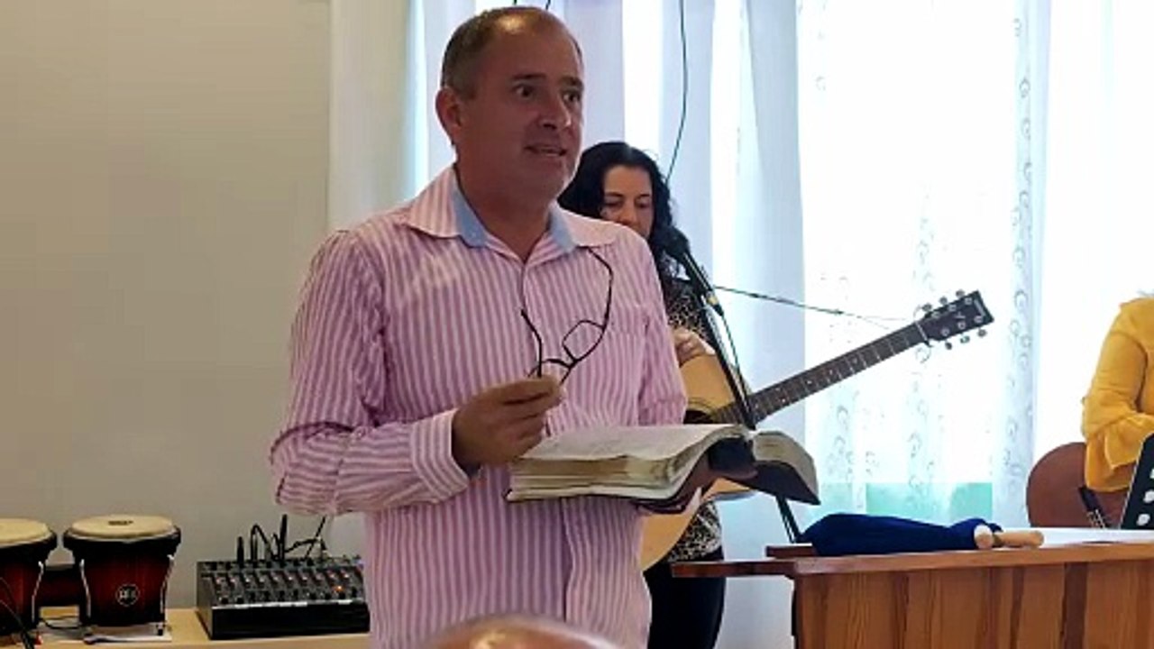 Jesús es nuestro alimento espiritual. (Juan 6:51-55)