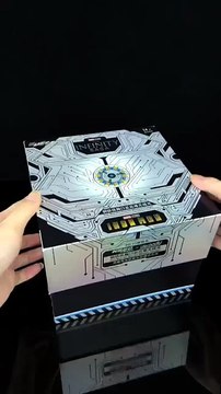 Iron Man Arc Reactor Wireless Charger – LED Glowing Stark Industries Fast Charging Dock for Qi-Enabled Devices