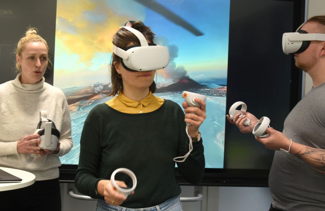 London schools deploy VR headsets to help ease stress in pupils: 'We mostly use it in the mornings'