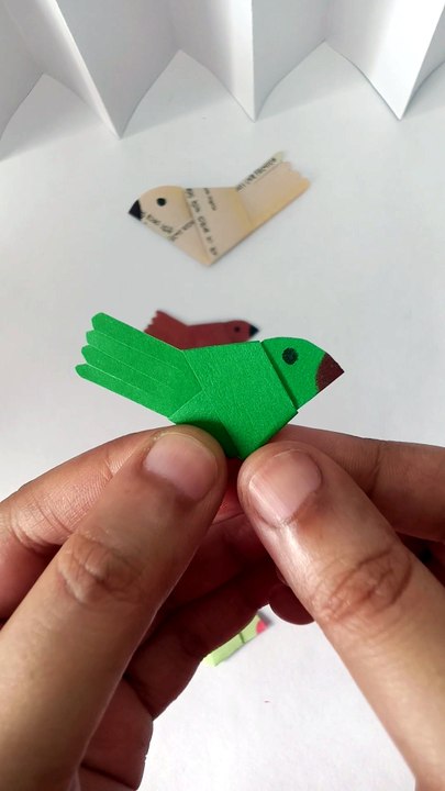 A Bird Born from a Strip of Paper 🐦✨