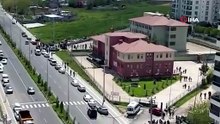 Okul çevresinde peş peşe silah sıkıldı, öğrenciler ve veliler korku dolu anlar yaşadı