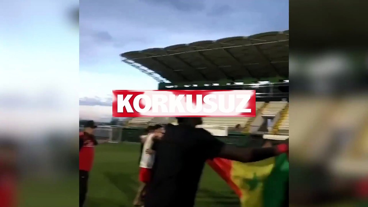 Mbaya Diagne'ye polis müdahalesi: Senegal bayrağını PKK flaması sandılar