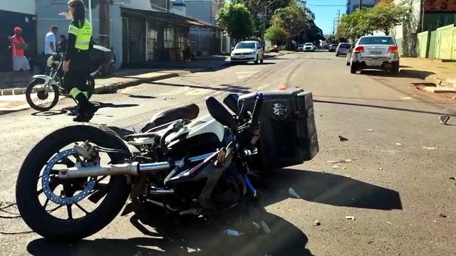 Motociclista sofre ferimentos graves após acidente no bairro Coqueiral, em Cascavel