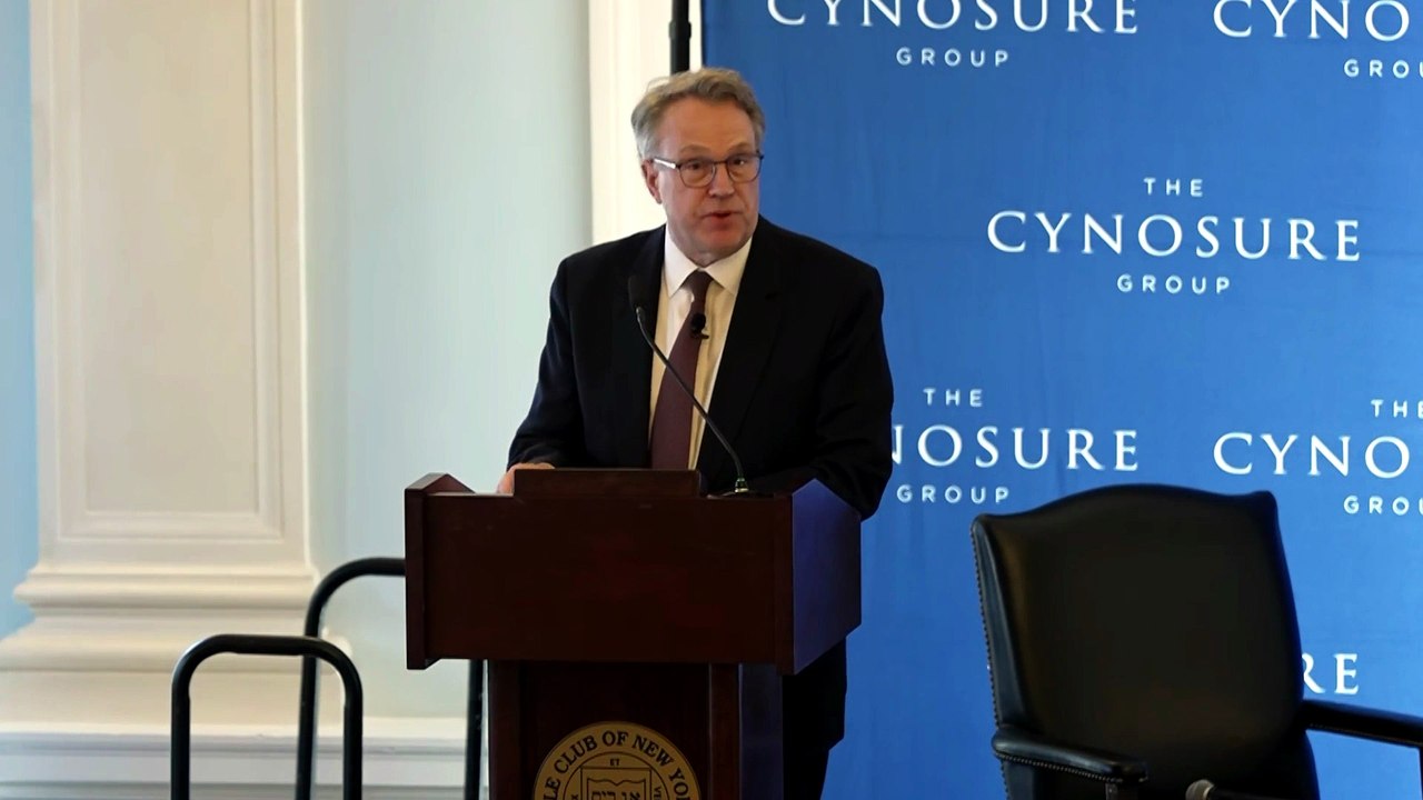 Fed's Williams Sees Rates Well Positioned Amid Iran War Uncertainty