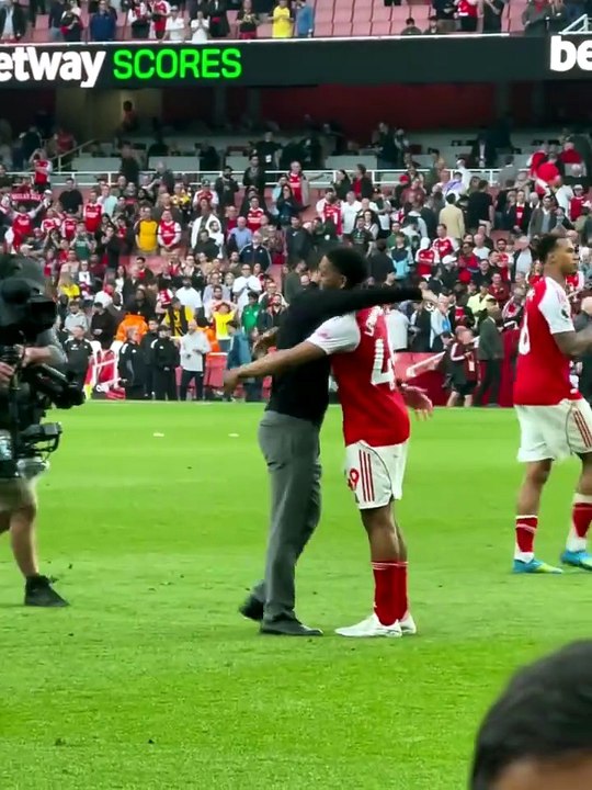 Après le match Arteta a chaleureusement félicité l’excellent Skelly pour sa prestation