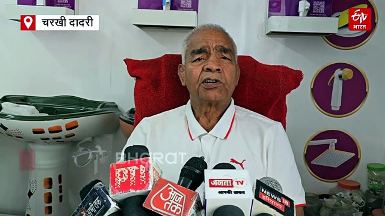 महावीर फोगाट ने किया विनेश फोगाट का समर्थन, बोल...