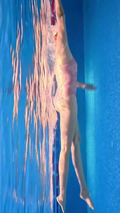 swimming beauty