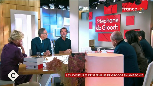 Invité de C à Vous , Stéphane De Groodt se confie sur sa participation à Rendez-vous en terre inconnue .