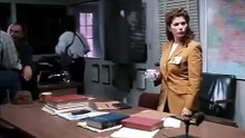CHARLES BRONSON - EN EL PUNTO DE MIRA  Película de POLICIAS Completa en Español