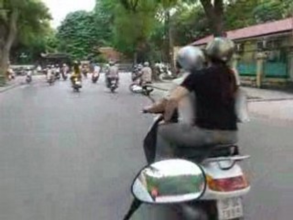 Circulation à Hanoi