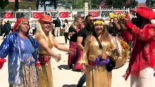 Edirne'de Kakava Şenlikleri heyecanı: Selimiye Meydanı 9/8'likler ile şenlendi