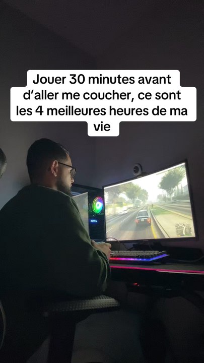 TWITCH/TIKTOK: ledeluge27