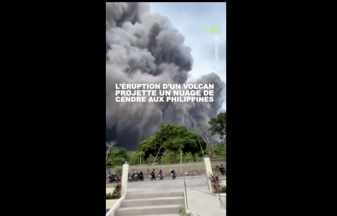 L'éruption d'un volcan philippin projette un important nuage de cendre