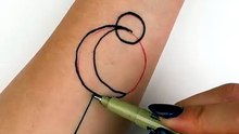 Ink meets creativity in this tattoo masterpiece 🖊️✨