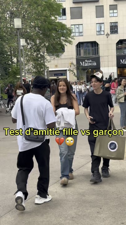 Il avoue ses sentiments à sa meilleure amie 💔🙄