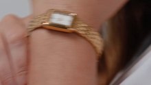 Styling the Perfect Watch for Mother's Day with Fossil