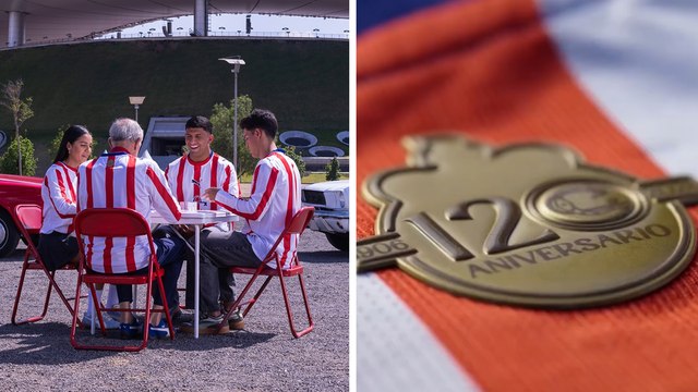 Chivas presume junto a sus leyendas la playera conmemorativa de Pumas por los 120 años del club