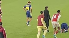 El consuelo de Simeone a Hancko, que estaba hundido en el suelo