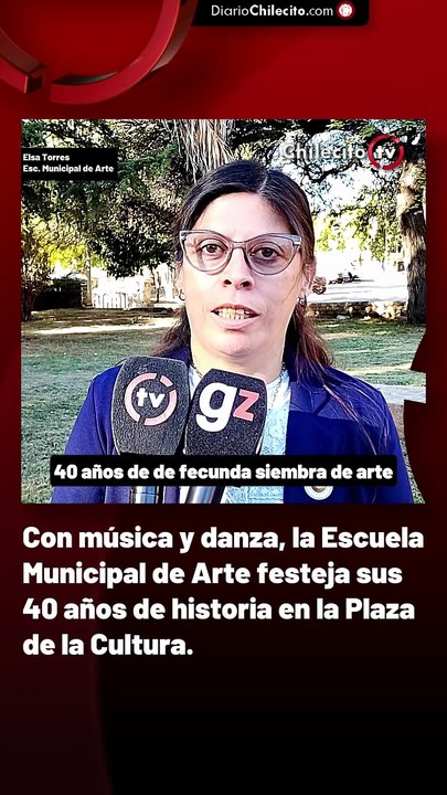Con música y danza, la Escuela Municipal de Arte festeja sus 40 años de historia en la Plaza de la Cultura.