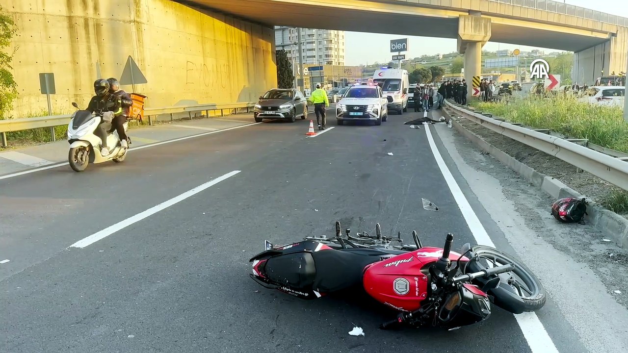 Tekirdağ'da motosikletin bariyerlere çarptığı kazada 1 kişi öldü