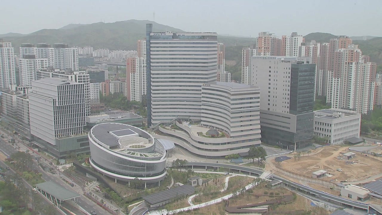 [경기] 경기도, 수출기업 지원 펀드 2,246억 조성...목표액 4.5배 / YTN
