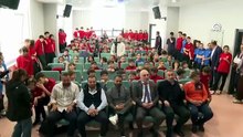 Trabzonspor'un eski futbolcusu Alanzinho, öğrencilerle buluştu