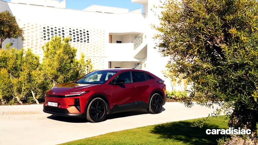 Le Toyota BZ4X Touring va-t-il manger tout cru...