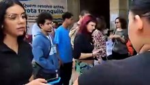 TRE da Contorno tem fila extensa no último dia para regularizar título de eleitor