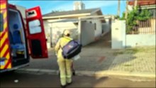 Mulher cai da cadeira e fica ferida  no Bairro Coqueiral
