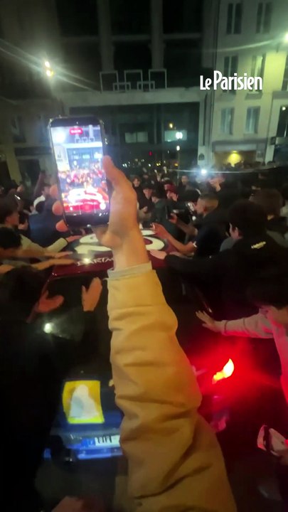 PSG en finale : la voiture « Ici c'est Paris » acclamée