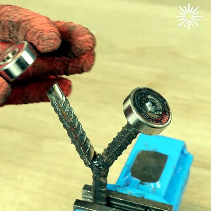 From metal rods to solid structures