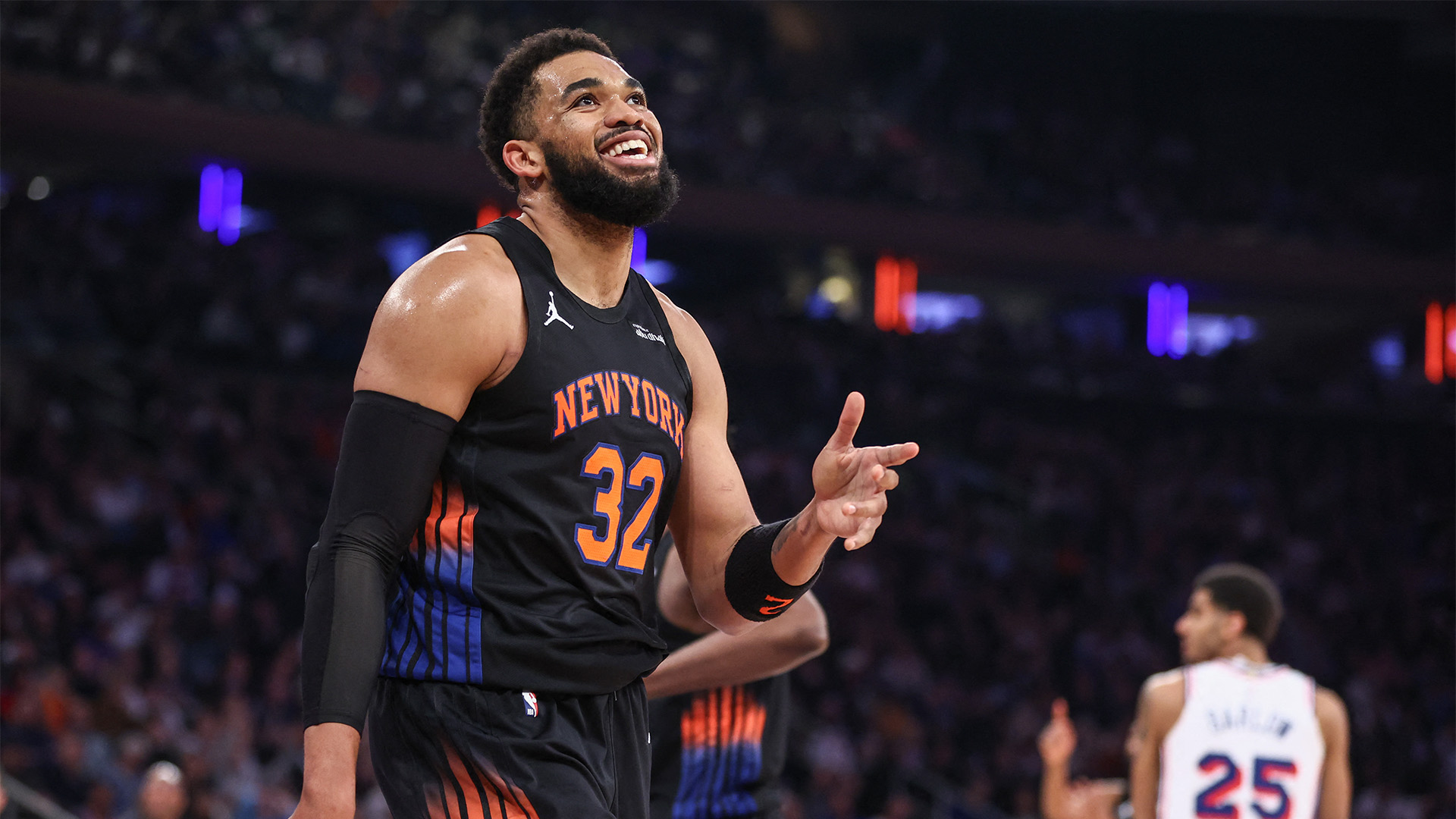 NBA : les Knicks empochent le Game 2 face aux Sixers dans le money time